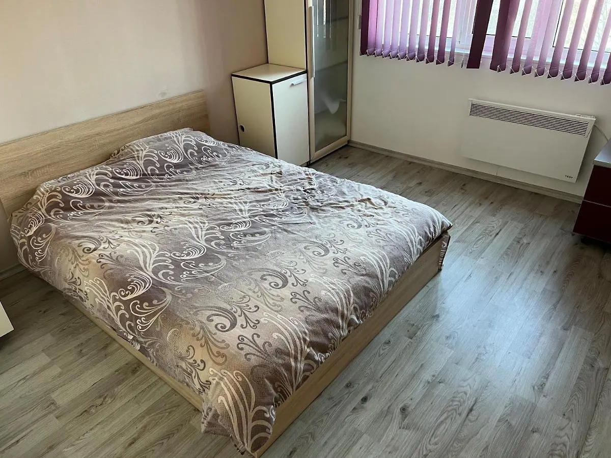 Cosy Central Apartment 바르나